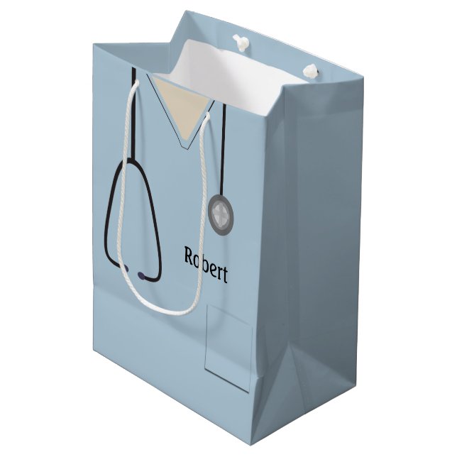 Medical Scrubs Light Blue MGB Mittlere Geschenktüte (Vorderseite Schrägansicht)