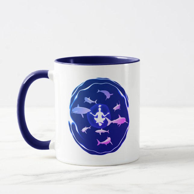 Meditation unter Wasser | Schwimmen mit Haien Tasse (Links)