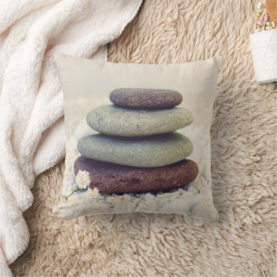 Meditative Cairn für Gesteinsteine Kissen