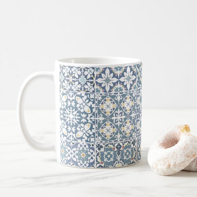 Mediterranean Tiles, Moroccan, Majolica, Azulejo Kaffeetasse (Mit Donut)
