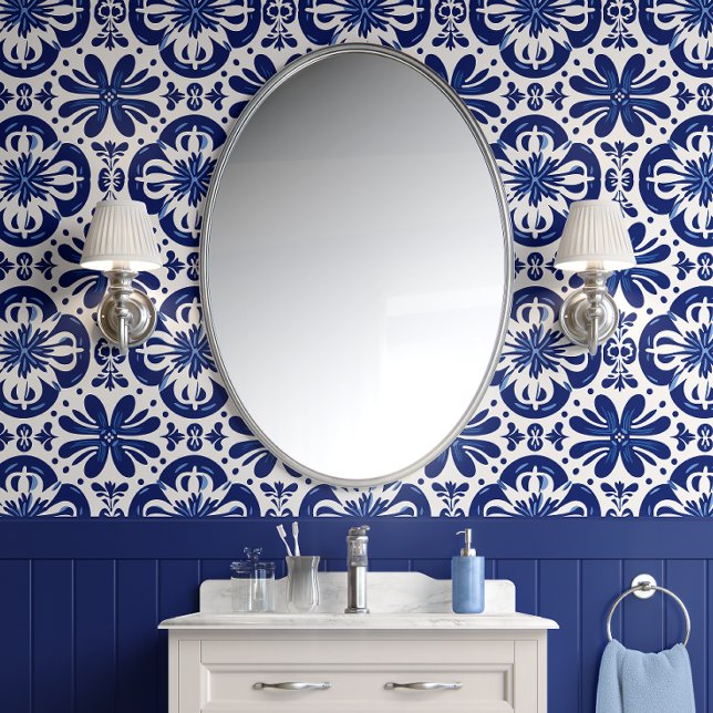 Mediterraner Blauer Blüh Tapete (Mediterranean Blue Flourish - Indigo and White - Traditional Peel and Stick Wallpaper)