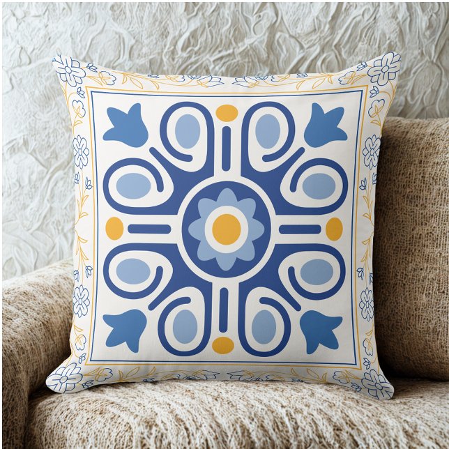 Mediterranes Blue & Gold floral Tile Kissen (Von Creator hochgeladen)