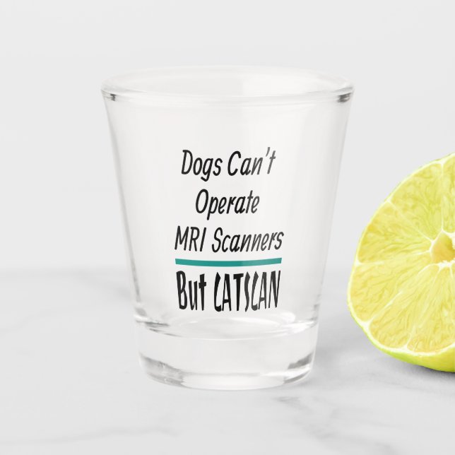 Medizinischer Joke Hunde und Katzen Vater Witz Schnapsglas (Vorderseite)