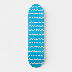 Meer auf Skateboard