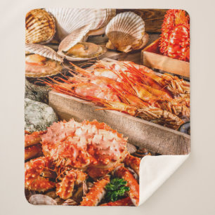 Meeresfrüchte-Kochplatte zum Abendessen am Meeresu Sherpadecke