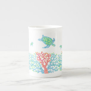 Meeresschildkröten und farbenfrohe Tasse