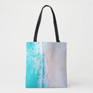 Meeresstrand, schöne Landschaft, Reisethema. Tasche