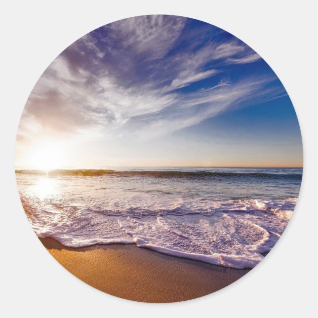 Meereswellen, die am Strand liegen Runder Aufkleber (Vorderseite)