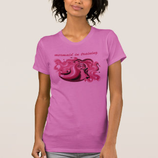 Meerjungfrau im Training (Rosa) T-Shirt