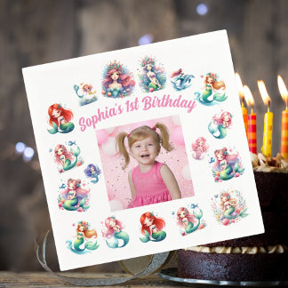 Meerjungfrauen unter dem Kindergeburtstag des Foto Serviette