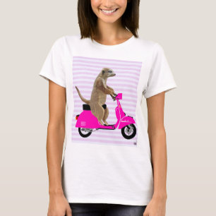Meerkat auf rosa Moped 2 T-Shirt