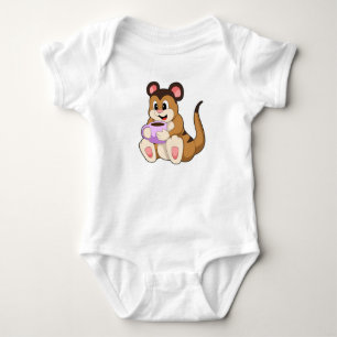 Meerkat mit Kaffee-Cup Baby Strampler