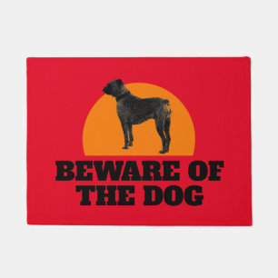 Méfiez-vous du tapis de porte de chien avec l'imag