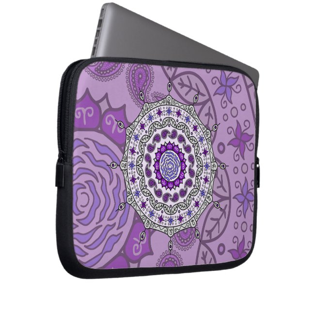 Mehndi Fantasy Silbernes Laptop Case (Vorne Rechts)