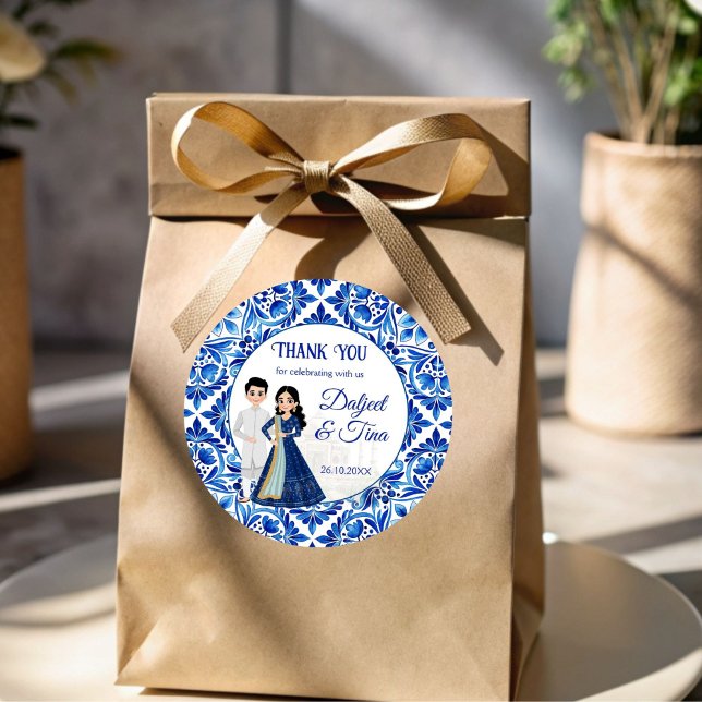 Mehndi Sangeet indische Hochzeit niedliche Gefälli Runder Aufkleber (Mehndi Sangeet Indian wedding favor stickers cute bridal couple cartoon customized favor Stickers)