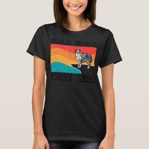 Mehr Besorgnis erregend weniger australische Schäf T-Shirt