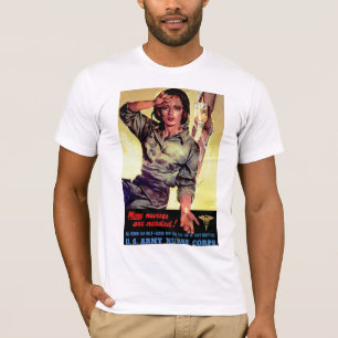 Mehr Krankenschwestern werden benötigt ~ Nurse Cor T-Shirt