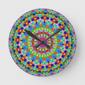 Mehrfarbige Buntglas-Kaleidoskop-Uhr Runde Wanduhr