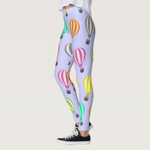 Mehrfarbige Heißluftballons auf dem Lavendel Sky Leggings
