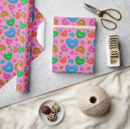 Mehrfarbige Herzklopfe mit Augapfelwangen-Liebe Geschenkpapier