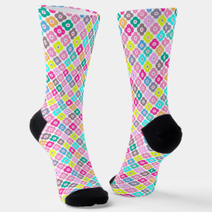 Mehrfarbige rustikale Blumenmuster auf Weiß Socken