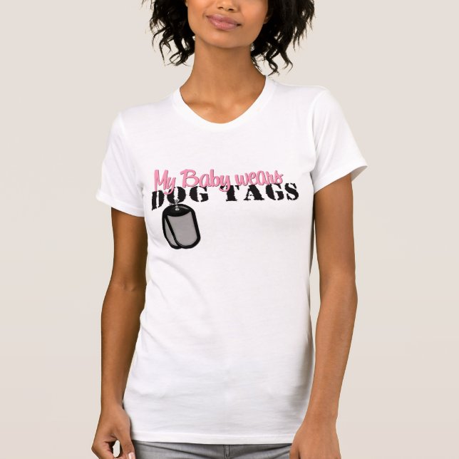 Mein Baby trägt Erkennungsmarken T-Shirt (Vorderseite)