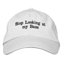 "Mein Bass-" gestickter Hut