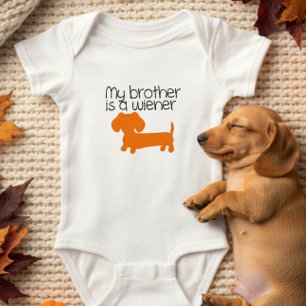 Mein Bruder ist ein Wiener-Outfit Babyankündigung Baby Strampler