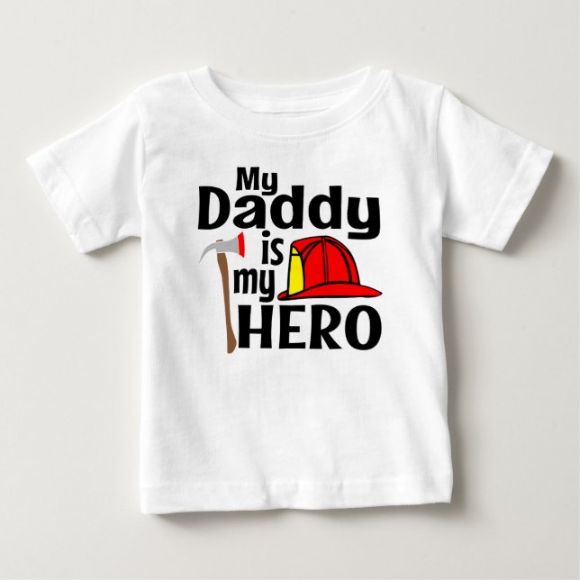 MEIN DADDY IST MEIN HERO FIREMANER HAT BABY T-SHIRT (Vorderseite)