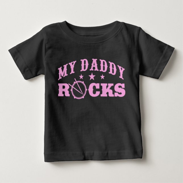 Mein Daddy Rocks Drummer Baby T-shirt (Vorderseite)