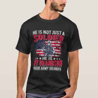 Mein Enkel ist der Soldat der Großarmee des Helden T-Shirt