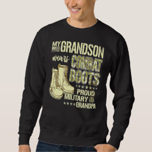 Mein Enkel trägt Kampfstiefel als Militärstab Sweatshirt