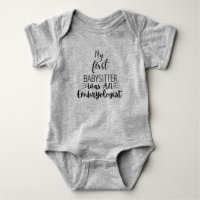 Mein erster Babysitter war ein niedliches Embryolo