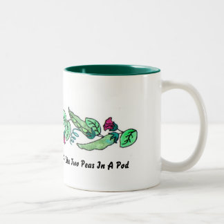 Mein Garten und ich ..... sind wie zwei Erbsen in… Zweifarbige Tasse