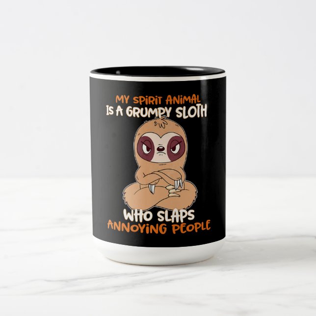 Mein Geisttier ist ein gruseliger Faultier Zweifarbige Tasse (Mittel)