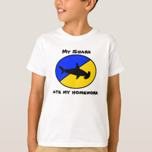 Mein Haifisch aß meine Hausaufgaben T-Shirt