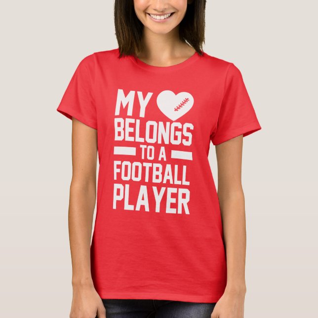 mein Herz gehört einem Fußballspieler T-Shirt (Vorderseite)