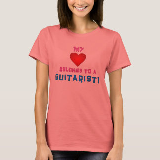 Mein Herz gehört einem Gitarristen T-Shirt
