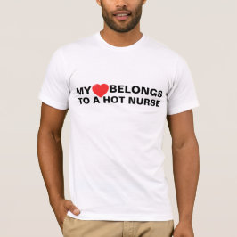 Mein Herz gehört einem heißen T-Shirt