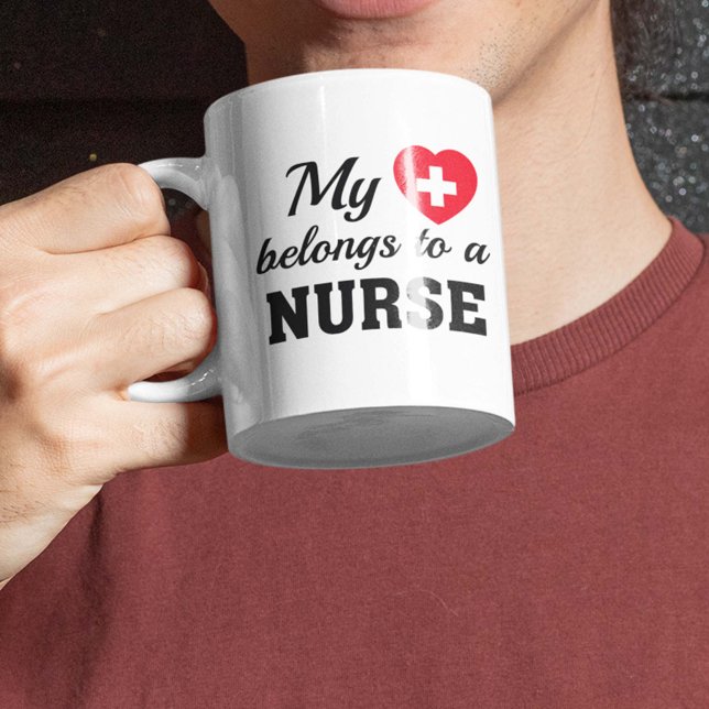 Mein Herz gehört einer Krankenschwester Kaffeetasse (My Heart Belongs To A Nurse Mug)