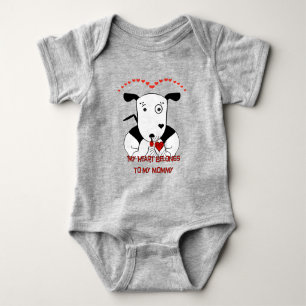 Mein Herz gehört meiner Mama Baby Strampler