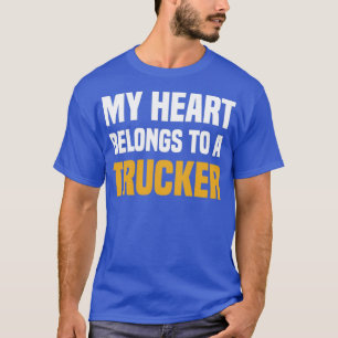 Mein Herz gehört zu einem LKW-Monster-Rennen T-Shirt