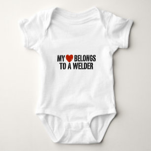 Mein Herz gehört zu einem Welder Baby Strampler
