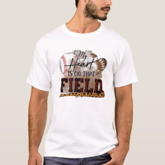 Mein Herz ist auf diesem Feld Baseball Mutter Wo T-Shirt