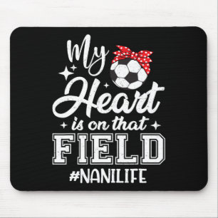 Mein Herz ist auf diesem Fußballfeld Nani Oma  Mousepad