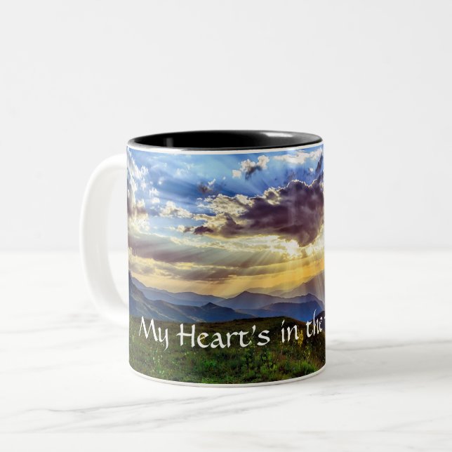 Mein Herz ist in der Highlands-Kaffee-Tasse Zweifarbige Tasse (Vorderseite Links)
