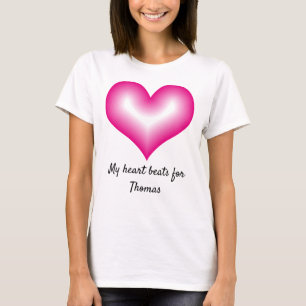 Mein Herz schlägt vor Individuelle Name lächelnd r T-Shirt