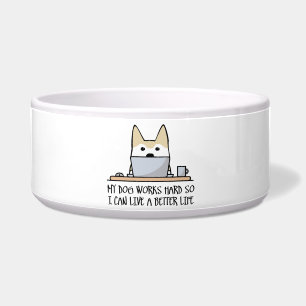 Mein Hund arbeitet hart Napf