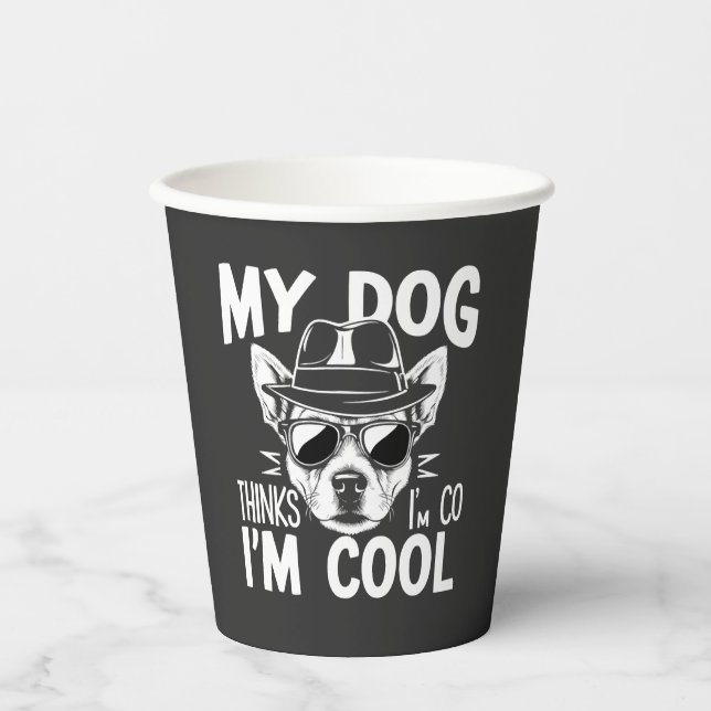 Mein Hund findet mich cool  Pappbecher (Vorderseite)