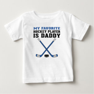Mein Lieblings-Hockeyspieler ist Daddy Blue Sticks Baby T-shirt